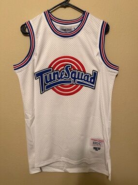 Space Jam Tune Squad Jordan #23 Jersey Men’s Medium NWT 23x32